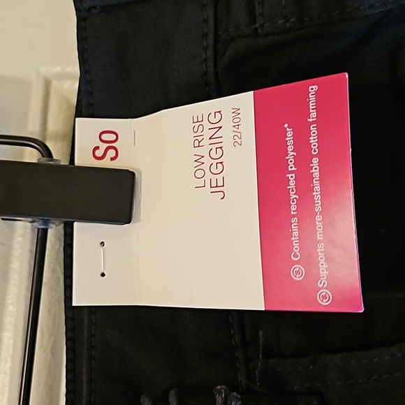 SO NWT Black low rise jeggings in size 22/40W - Picture 8 of 10